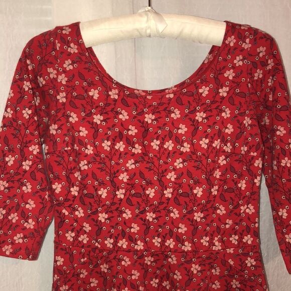 Hollister M Scoop Neck Back Quarter Sleeve Cotton Red Floral Skater Dress - Picture 6 of 15